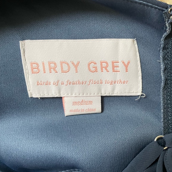 DEVIN CONVERTIBLE DRESS
SIZE M
CHIFFON SLATE BLUE - Picture 4 of 4